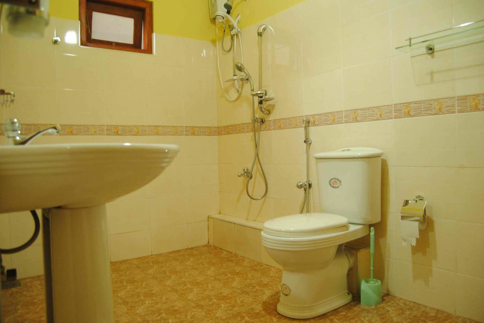 Kumara Guest House Unawatuna Exteriör bild